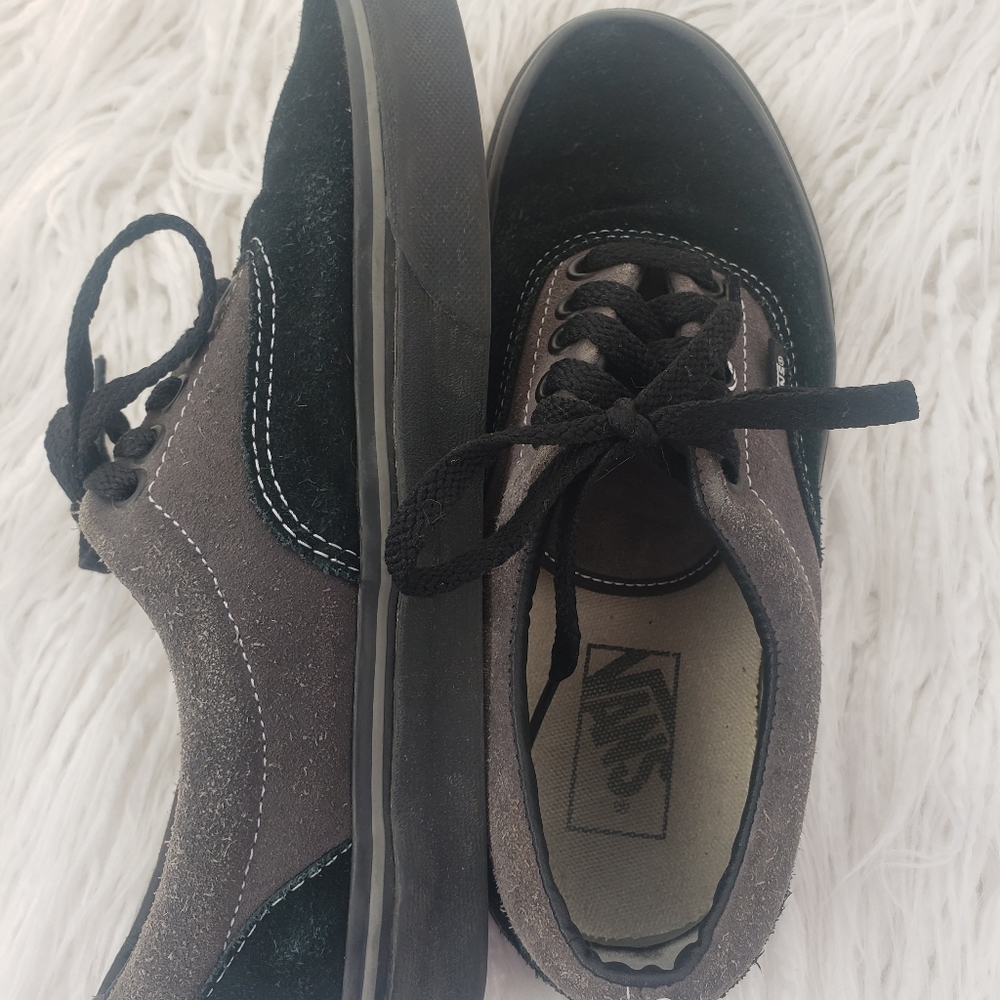 Vans Size 8 - Picture 6 of 7